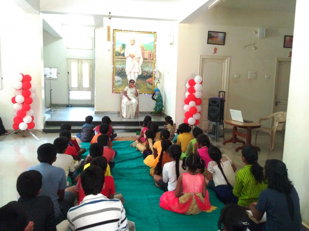 Story-Telling-Children-Camp-at-Sangareddy-Center       